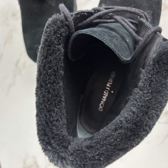 Donald J. Pliner Maxxi Faux Fur Wedge Booties Sz 8.5 - Picture 7 of 10